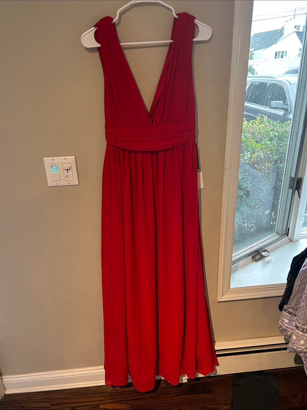 NWT Lulus Red deep V-Neck Sleeveless Maxi Dress